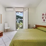 Hotel apartamentowy Village