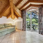 Village 3* Colico