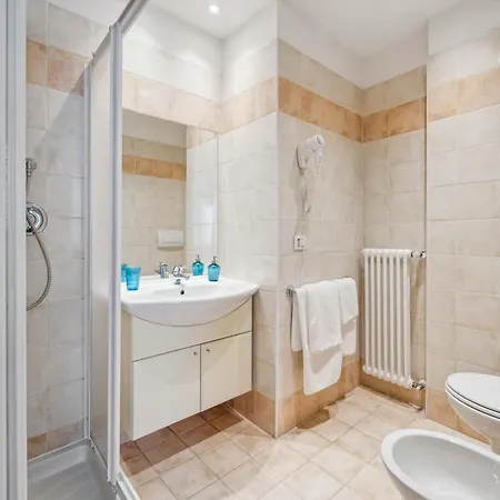 Apartmanhotel Village 3*