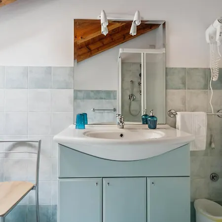 Apartmanhotel Village 3*
