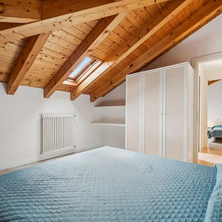 Village Apartmanhotel Colico