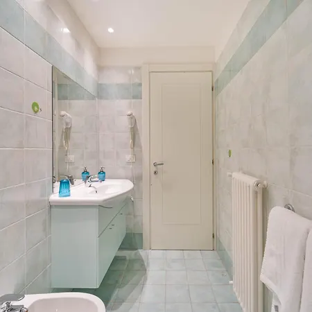 Apartmanhotel Village