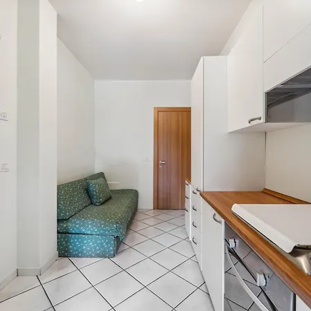 Village Apartmanhotel 3*