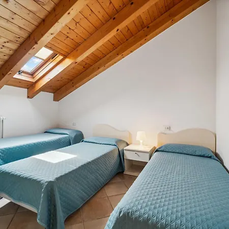 Village Aparthotel Colico